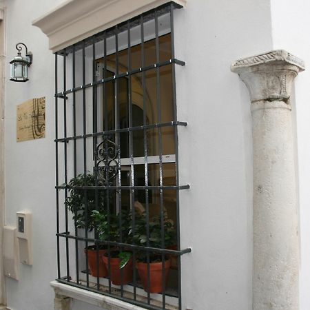 La Via Mezquita Hotel Seville Exterior photo
